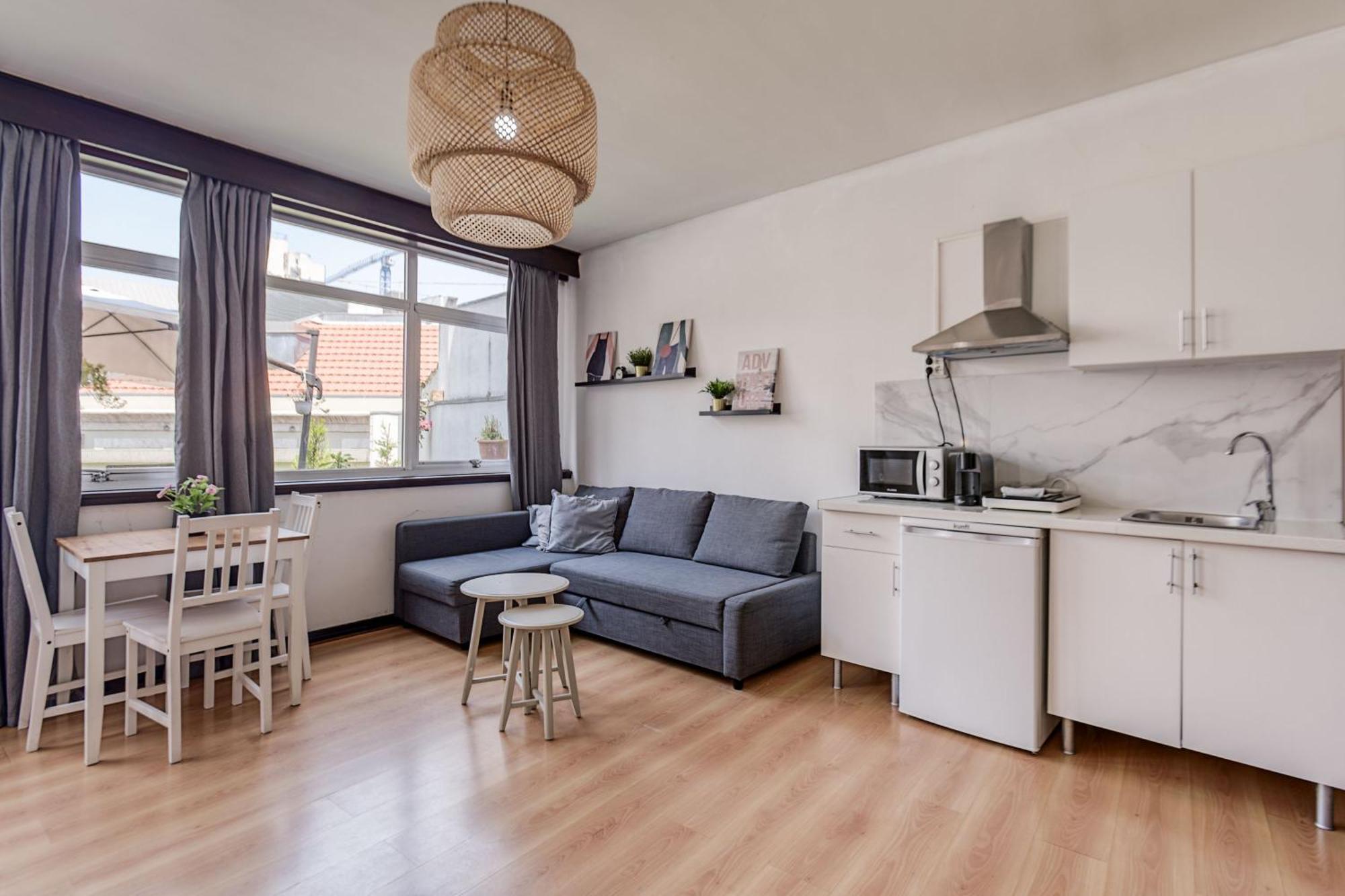 Travel & Live Aliados Apartment Porto Room photo